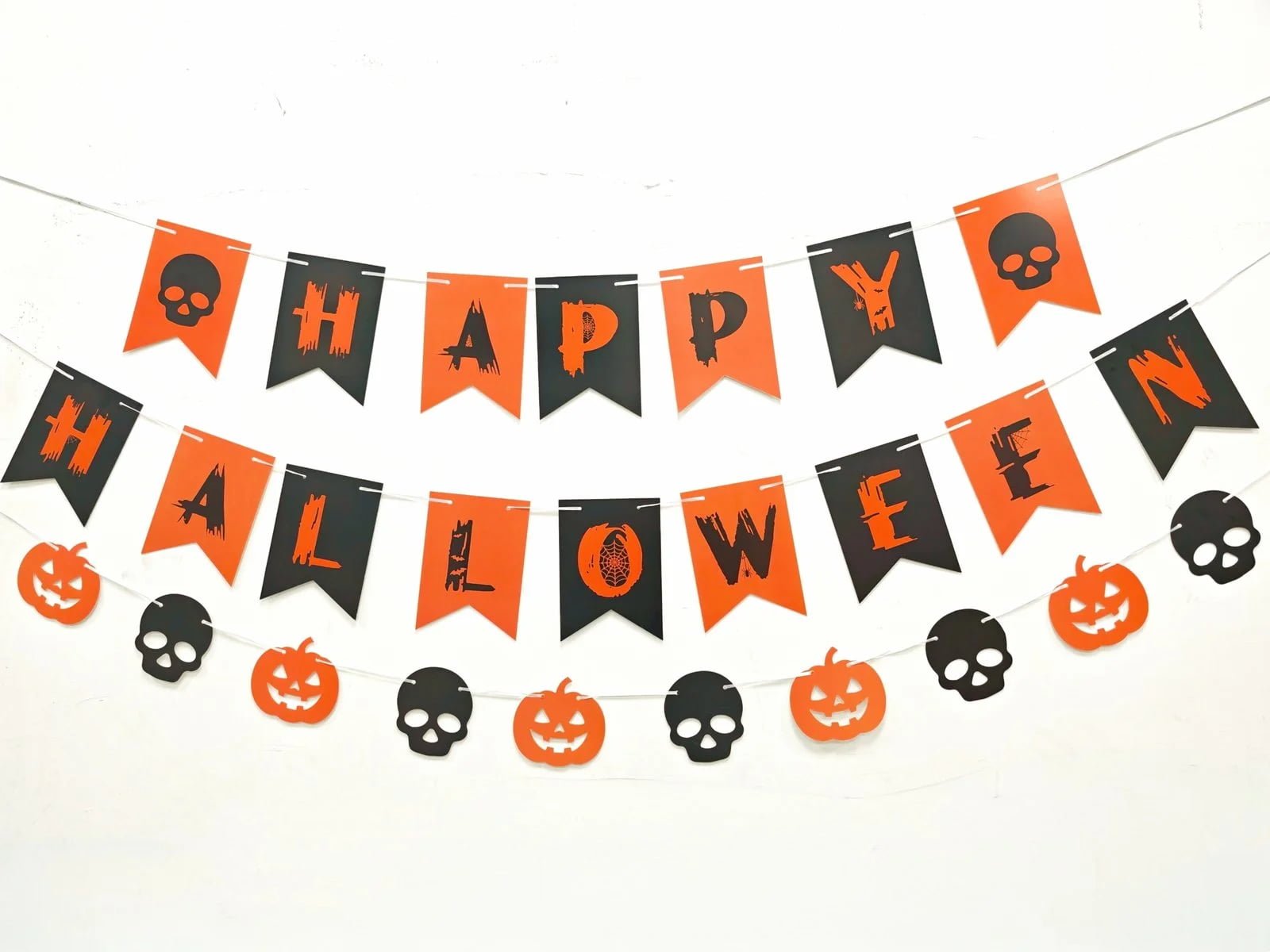 Halloween Bunting Banner — Skull & Pumpkin HAPPY HALLOWEEN — additional product view 1